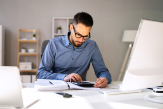 Carlos Eduardo Rosalba Padilha revela como a governança corporativa é fundamental para manter a estabilidade em tempos de crise.