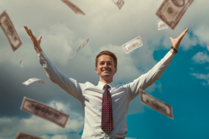Cicero Viana Filho apresenta estratégias práticas para transformar pequenas economias em grandes resultados financeiros.