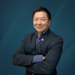 Dr. Milton Seigi Hayashi comenta os benefícios do golf para corpo, mente e conexões profissionais.