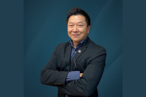 Dr. Milton Seigi Hayashi comenta os benefícios do golf para corpo, mente e conexões profissionais.