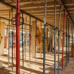 A evolução das contenções urbanas e a importância dos painéis treliçados em terrenos acidentados ganha destaque com a expertise de Valderci Malagosini Machado.